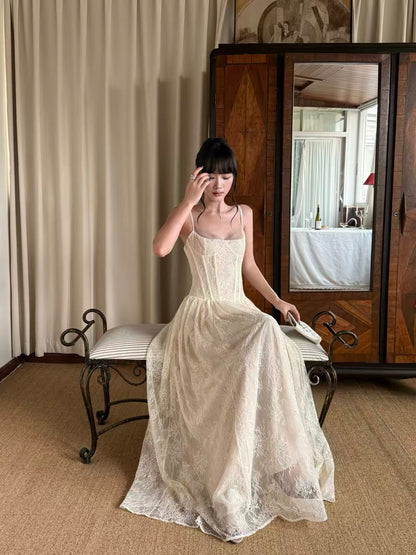 VENUIE French-style understated luxury lace camisole dress in coffee brown—suitable for birthdays, coming-of-age ceremonies, or as a light evening gown; a long summer dress for women.