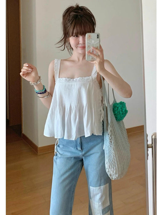Very good-looking white French petty bourgeoisie beautiful design embroidery short camisole top female summer wear 0881037