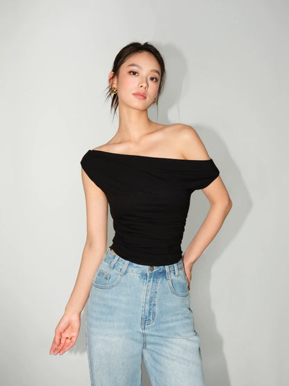 NEVA HU black one-shoulder top for women summer design short slim fit off-shoulder collarbone one-neck T-shirt