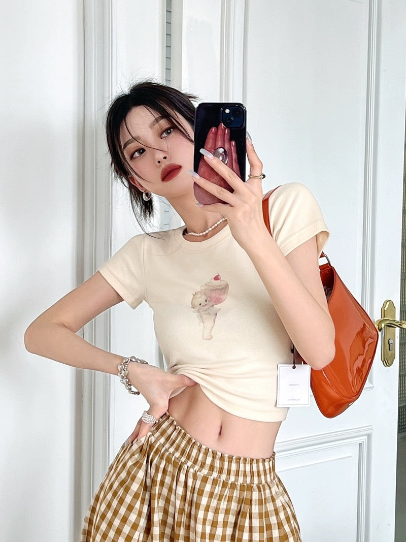 Short tight-fitting sweet hottie 2023 new bottoming shirt for women summer niche navel-baring short-sleeved slim T-shirt top trendy
