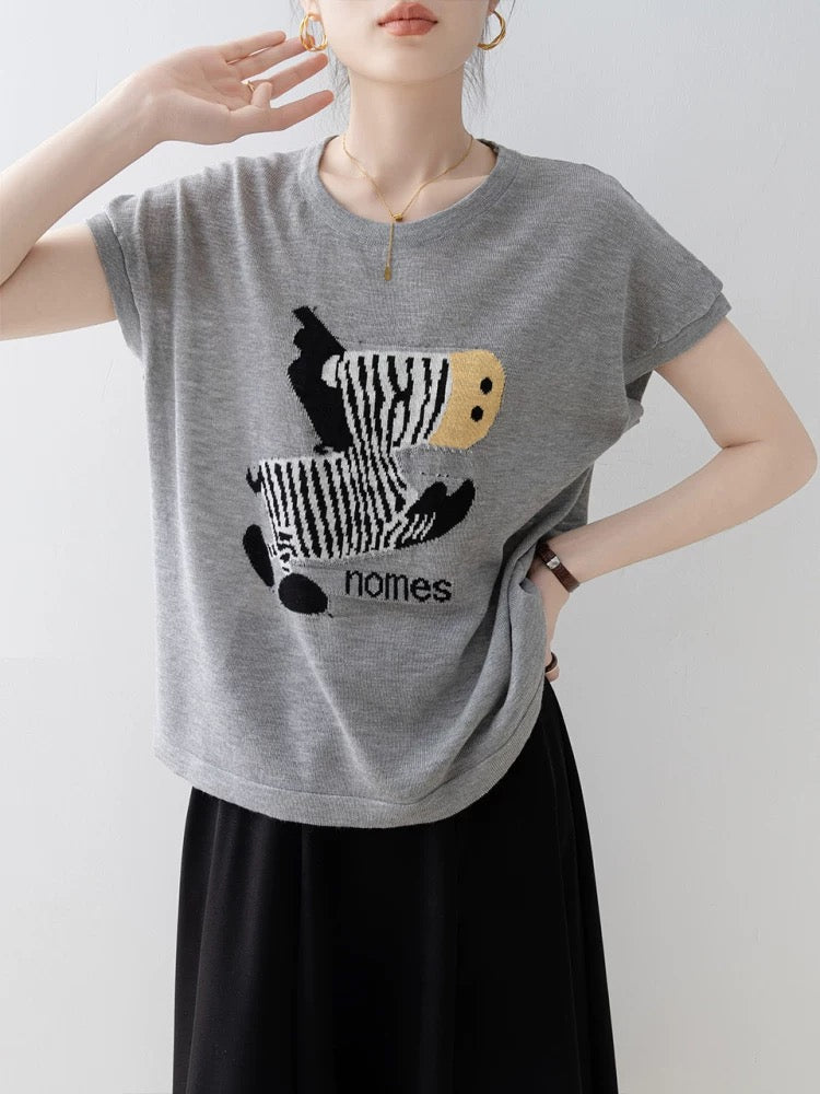 Dark grey loose round neck top for women 2025 new style hot summer street style unique and beautiful straight shoulder short sleeve t-shirt