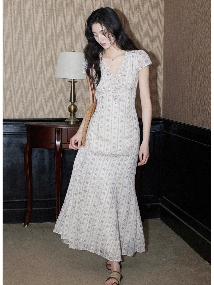 Eryang Design [Lezhi] Retro V-neck embroidered floral dress for women, high-end slim French long skirt