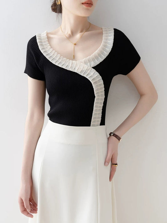 Short-sleeved T-shirt for women 2025 new summer black round neck slim fit pullover straight shoulder high-end niche no-collision tops