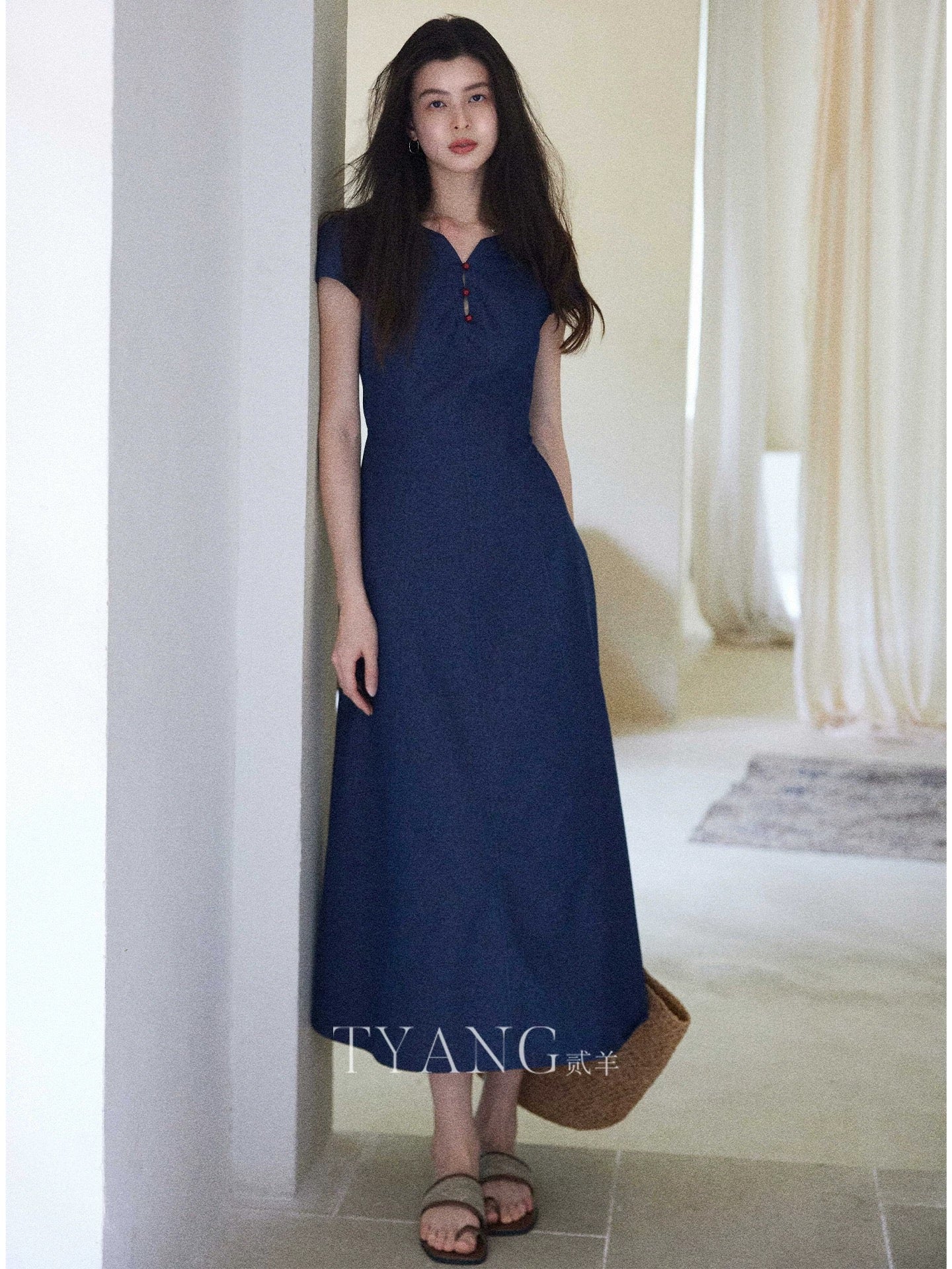 Eryang Design [Indigo Shadow] French retro blue dress for women, commuting, short sleeves, waist-length dress, slimming, summer