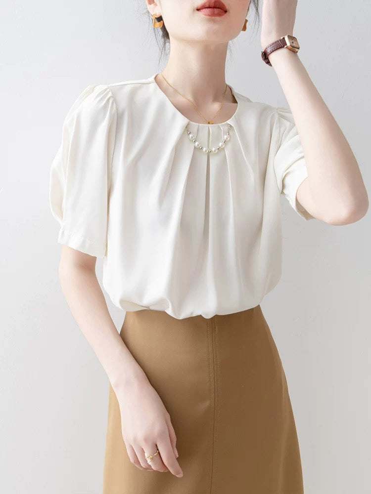Apricot loose round neck shirt for women 2025 summer new style high-end light luxury age-reducing western-style shirt short-sleeved top