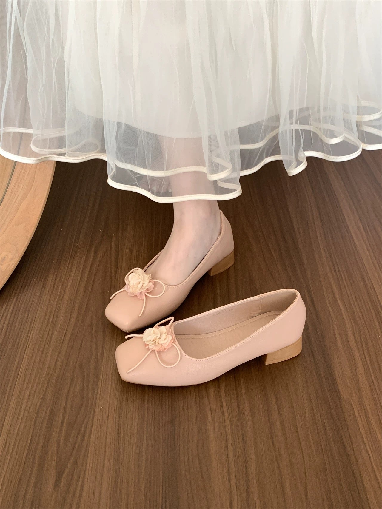 Gentle and feminine style~ French chunky heel bow low-cut flats for women, perfect for spring and autumn, paired with skirts, fairy-like and versatile soft-soled shoes