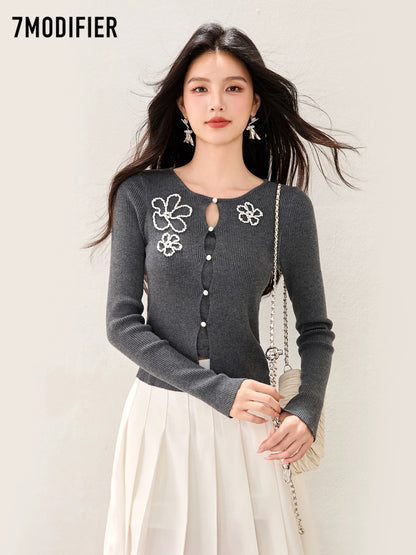 La Chapelle 7M2025 autumn Korean version of the temperament beaded flower hollow slim fit knitted sweater tops for women