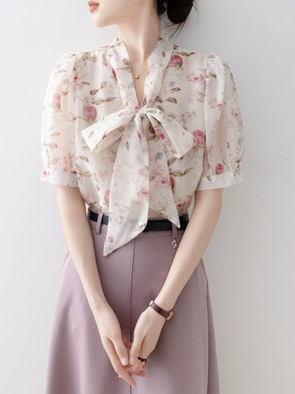 French V-neck floral chiffon shirt for women 2025 new summer short-sleeved shirt bow design top