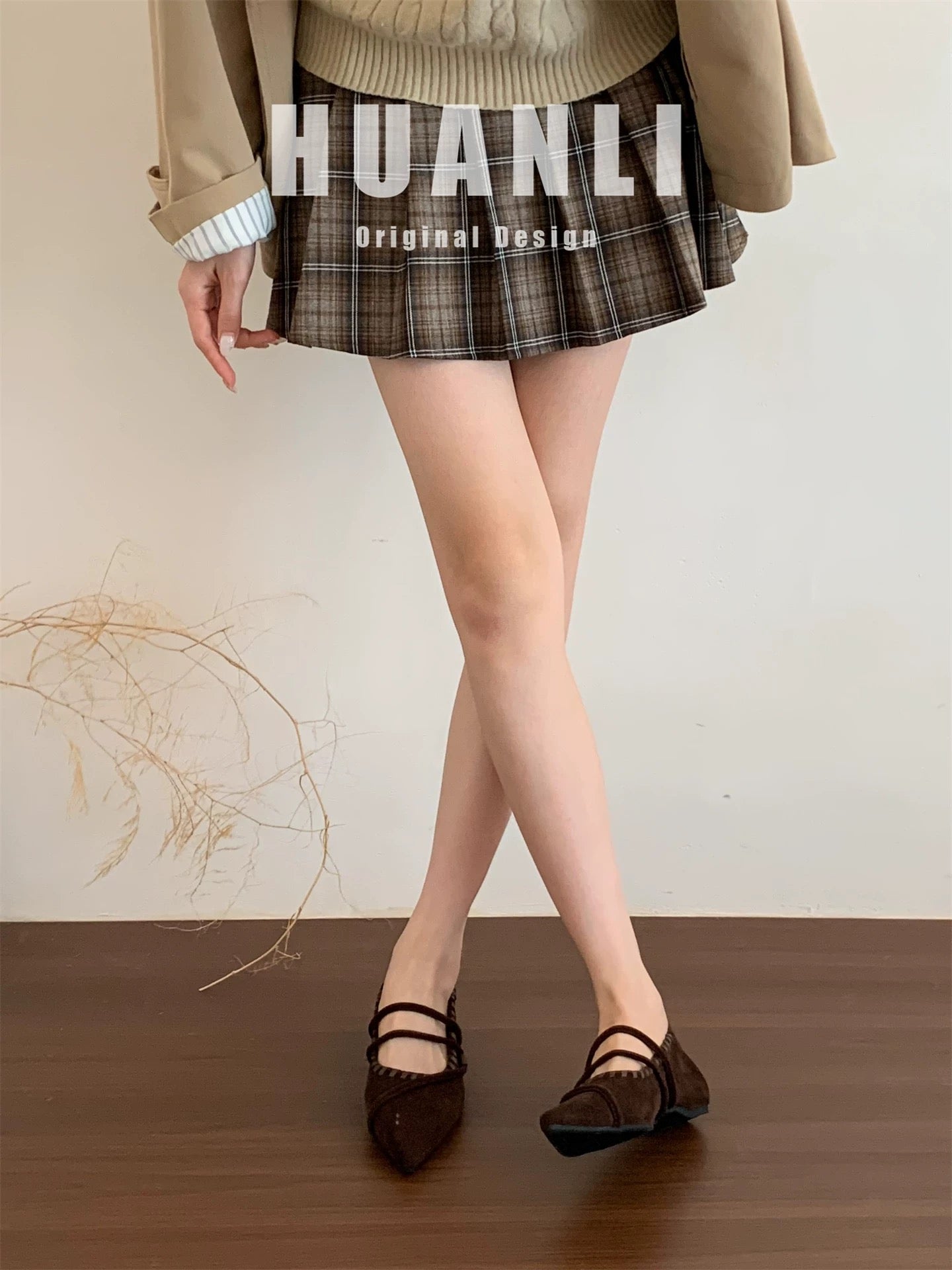 4CM hidden heel height ~ French retro cross strap low-cut Mary Jane shoes for spring and autumn, slip-on soft sole pointed toe shoes