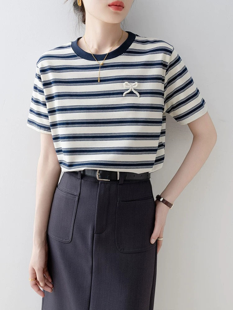 Striped short-sleeved T-shirt for women 2025 new summer loose round neck pullover straight shoulder high-end niche non-collision tops