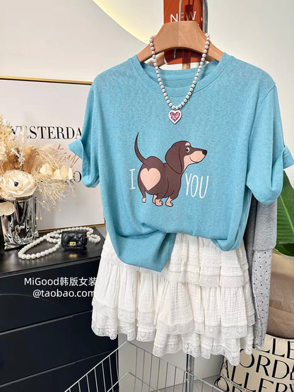 Lightweight & Stylish Pick: Korean-style short-sleeve cotton T-shirt for women, featuring a "heart-loving dog" cartoon print and a unique "snow-flecked" textured finish—perfect for summer.