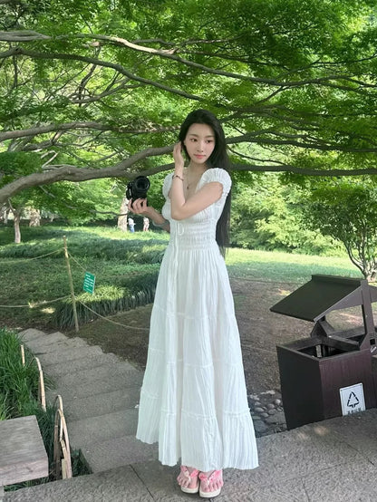 Xu Ruizhi and Ma Sichun's million-like approval model UO little white dress white moonlight pure cotton pleated square collar dress long dress