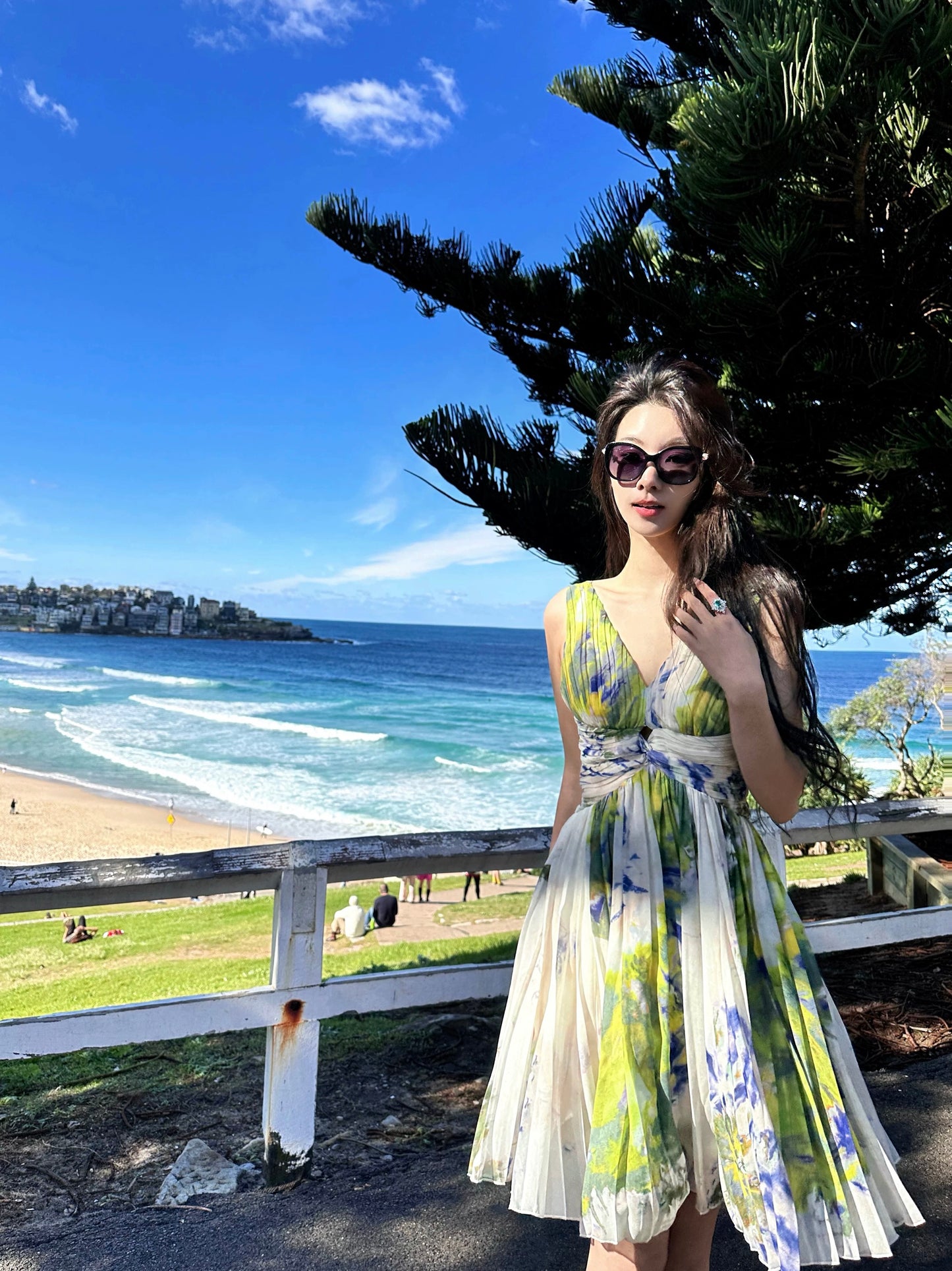 Xu Ruizhi's medieval out-of-print pattern peacock blue-green goddess holiday dress pleated short skirt elegant sling backless