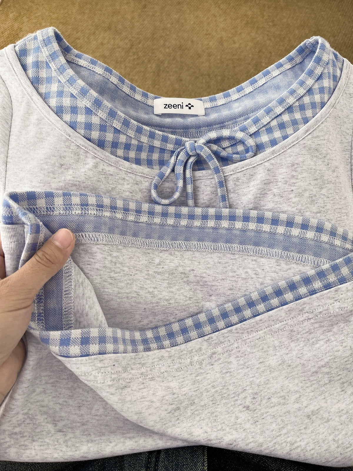 A treasure item for everyone~ New plaid stitching fake two-piece sausage dog embroidered T-shirt for women