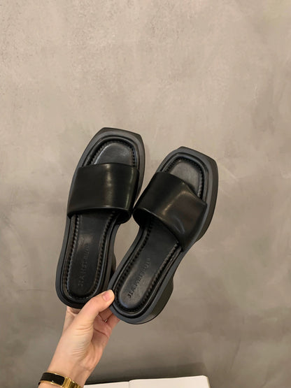 Sponge cake thick bottom stepping on shit feeling word slippers women's shoes outside wear 2023 new summer casual heightening sandals sandals