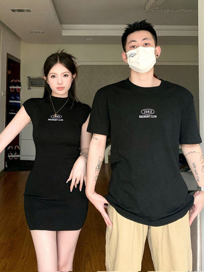 French couple outfit high-end sense suit one dress one skirt 2023 new summer short-sleeved T-shirt super fire dress