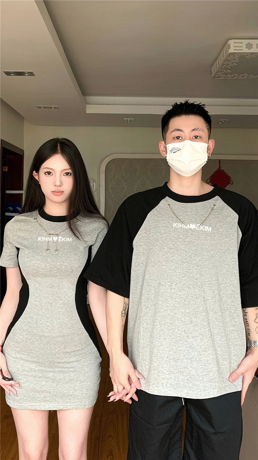 Niche design sense couple outfit summer 2023 Korean version short-sleeved T-shirt female dress French one skirt one clothes ins tide