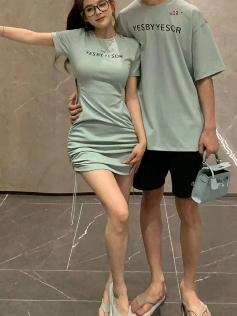 Couple wear summer clothes niche design sense net red ins new short-sleeved T-shirt pocket waist bag hip dress one skirt one clothes