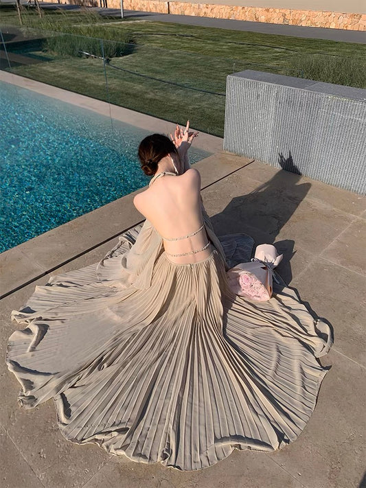 Middletone | The Goddess of Beauty Comes~Halter Neck, Backless, Camisole, Long Skirt, Holiday Swinging Goddess Dress
