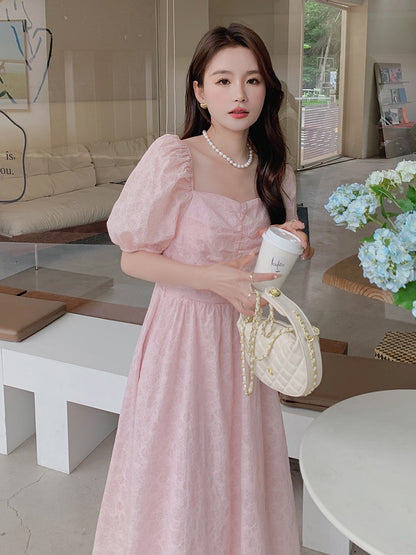 Pink French puff sleeve dress women's summer 2023 new pleated square collar temperament slim and gentle wind long skirt