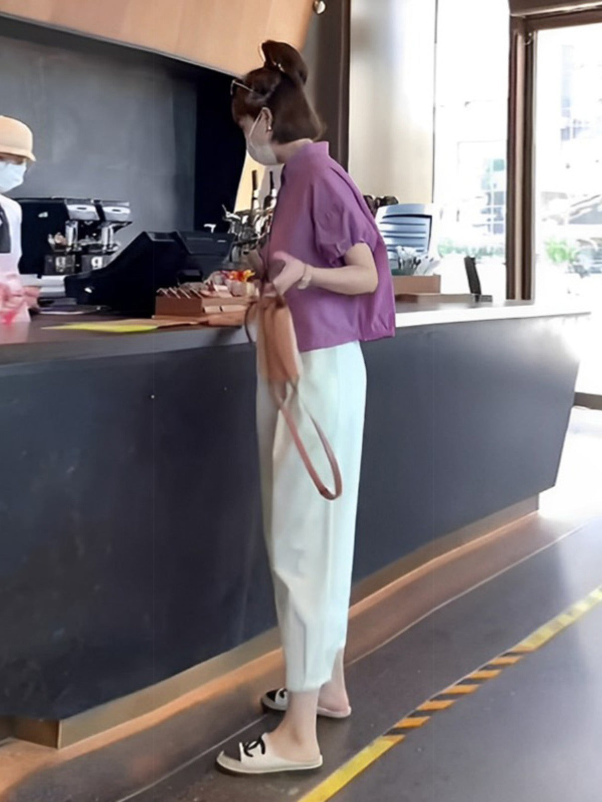 Dopamine wearing pink shirt short-sleeved top women's summer 2023 new design sense niche French chic