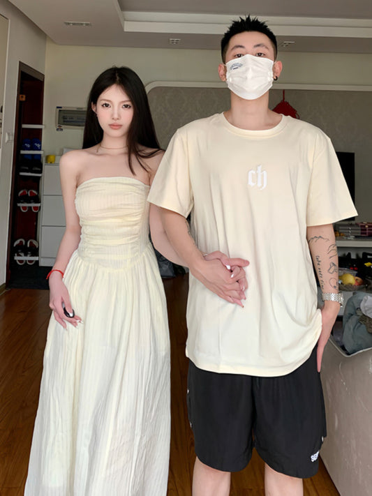 Couple outfit summer 2023 new niche design sense Korean version trendy thin men's short-sleeved T-shirt one dress one long skirt