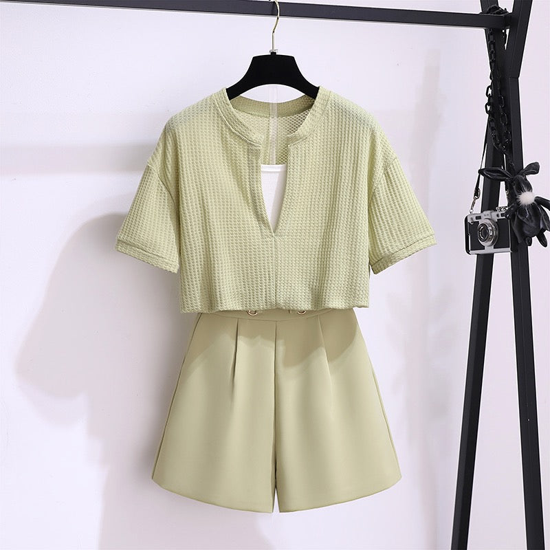 Summer suit female 2023 new small man wears a whole set of small fresh net red fashion lively and age-reducing two pieces