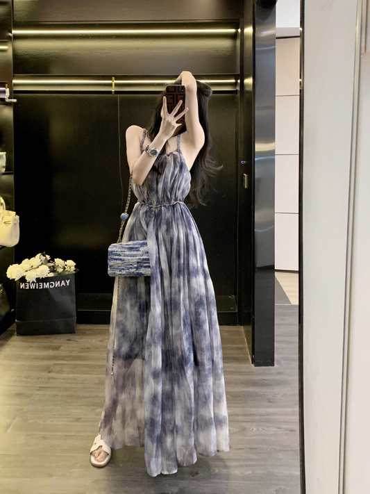 Leathercat sling dress female 2023 summer new high-end sense French temperament waist slimming dress