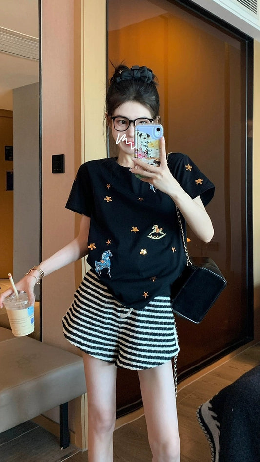 Cartoon embroidery short-sleeved t-shirt women's summer niche design sense loose and thin American retro positive shoulder T-shirt trendy ins