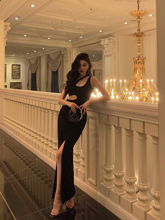 Gove 瑅 pure desire black waistless dress female 2023 new hot girl sexy oblique shoulder slim slit long skirt