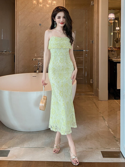 Seaside holiday small fresh floral sling dress sexy light luxury royal sister style thin lace long skirt new style