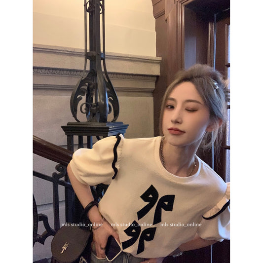 MLS unique chic top 2023 new summer fashion foreign style age-reducing short-sleeved T-shirt female design sense niche