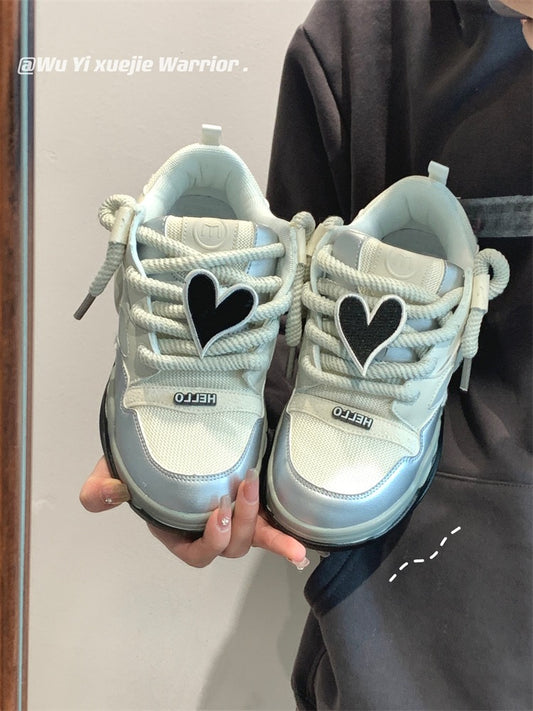 Explosive change of love niche original bread shoes women's all-match thick-soled sneakers 2023 summer new Hong Kong style small white shoes women