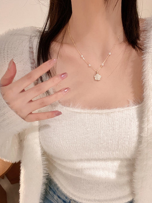 Whole body 925 silver pearl camellia necklace women's light luxury niche collarbone chain design sense of high-end exquisite necklace