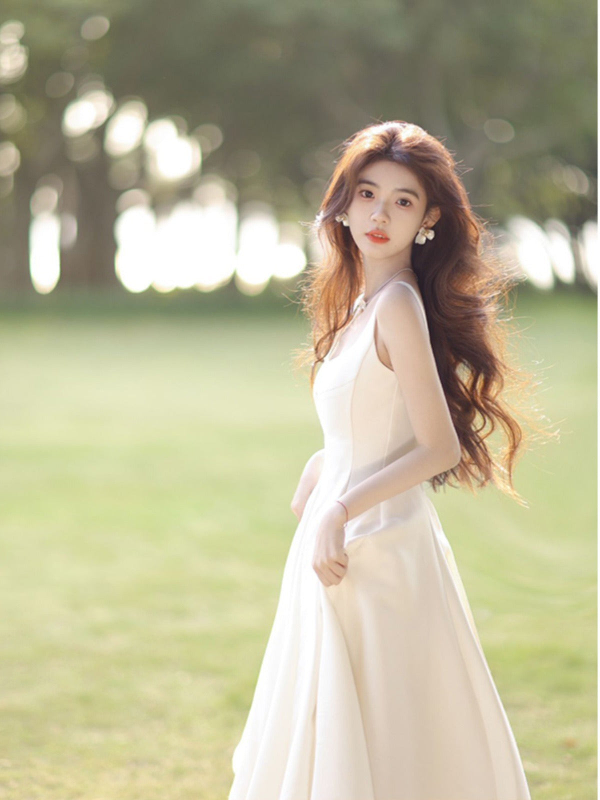 Tea break French white suspender skirt high-end sense birthday dress dress super fairy waist slimming temperament summer