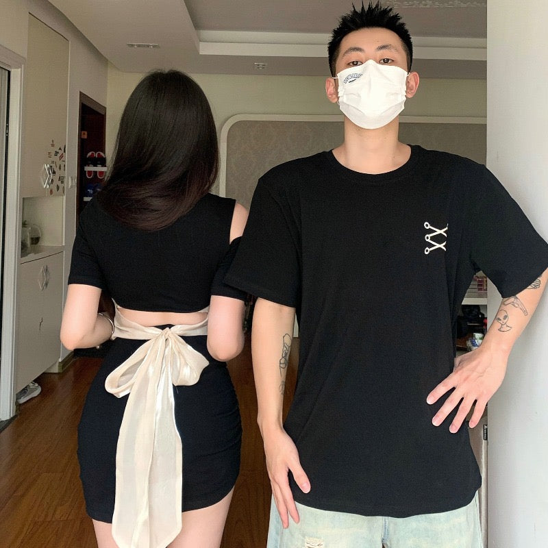Couple wear summer clothes 2023 new niche design short-sleeved T-shirt women's waist slimming dress one skirt and one suit