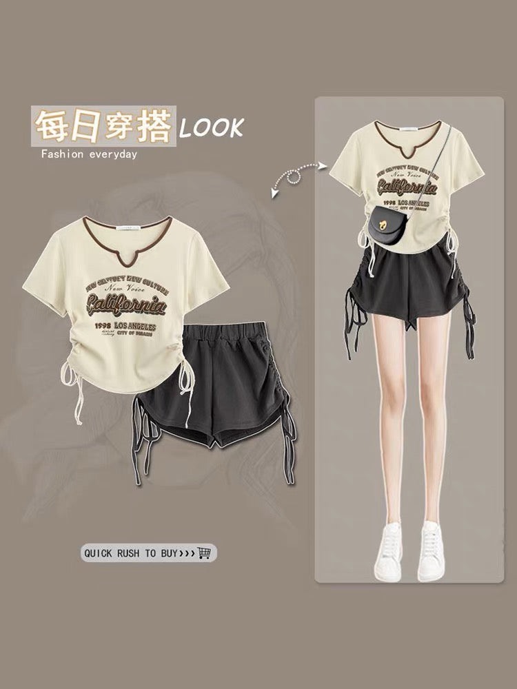 Small summer hot girl suit women's new salt series light and familiar design tops shorts slightly fat and thin two-piece suit
