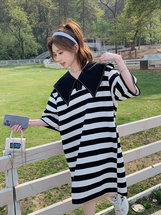 Black and white striped navy collar dress women's summer small man 2023 new loose and thin foreign style age-reducing skirt