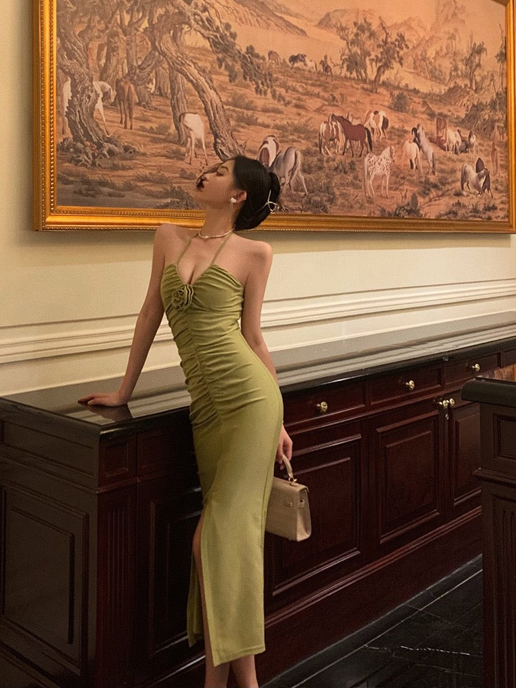 Gove 瑅 green hanging neck suspender dress female 2023 new pure desire sexy V-neck halter back slit mid-length skirt