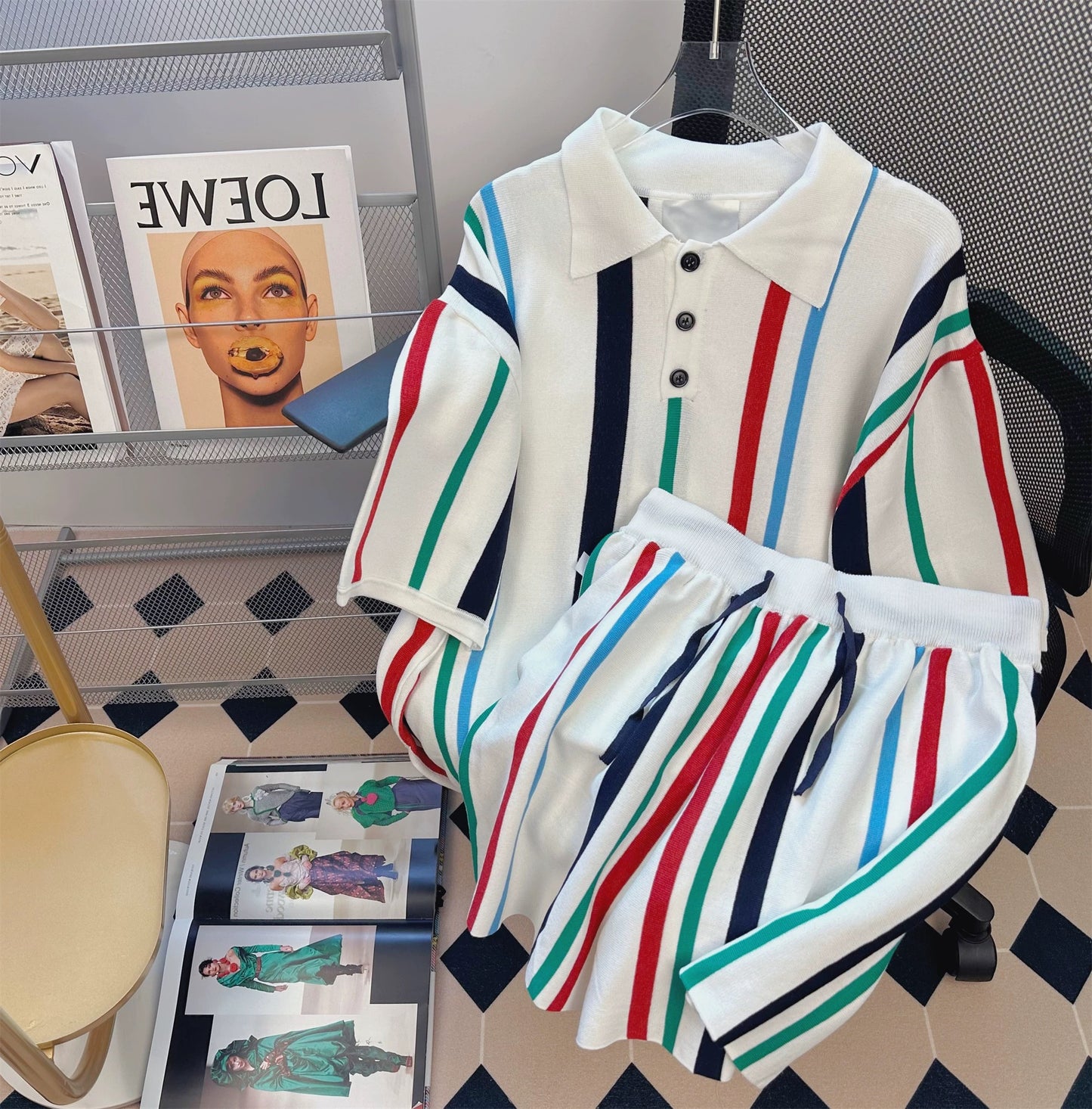 College literature and art style age-reducing fashion leisure suit for men and women Korean version of ifashion fashionable high-end two-piece trend