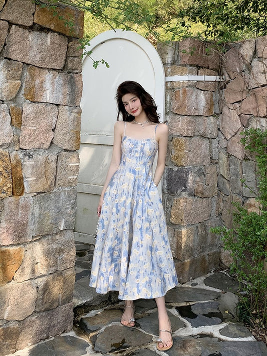 Deng Liuliu French blue oil painting long skirt beach skirt floral suspender dress female summer fairy sense of high quality