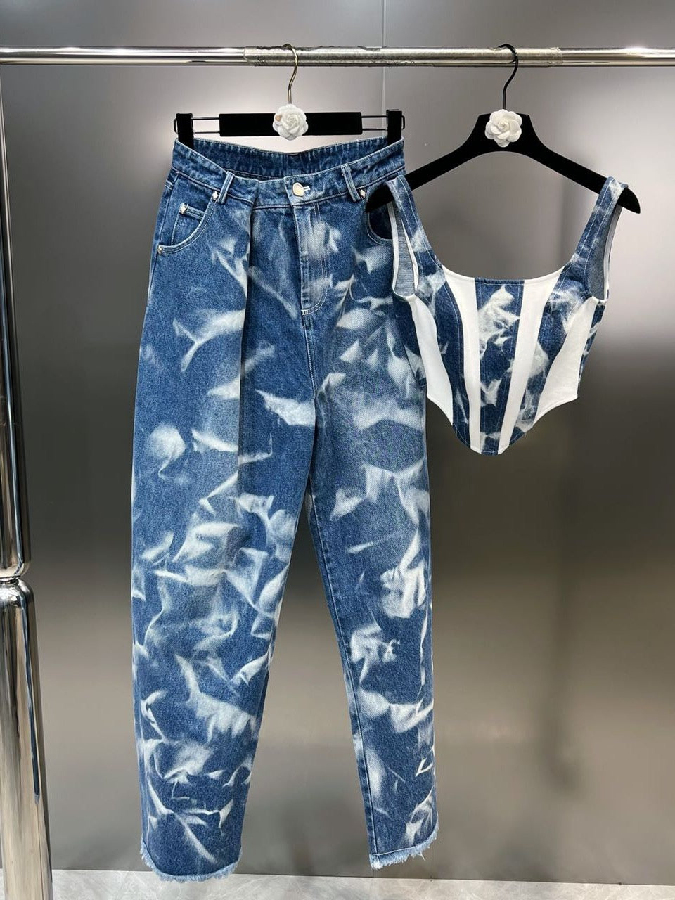 Grapefruit MM 2023 Summer Square Collar Sleeveless Sleeveless Color Matching Waist Suspender Straight Leg Pants European and American Hot Girl Style Denim Suit