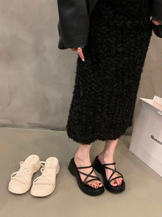 Thick-soled small sandals and slippers women's shoes outerwear 2023 new summer casual fashion increased wedge sandals
