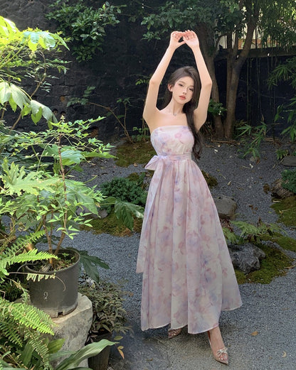 Printed tube top dress with open back and straps with one-shoulder waist and slim mid-length a-line skirt for women with summer temperament