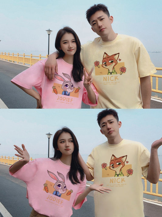 Couple wear summer t-shirt short sleeves 2023 new niche design sense is not the same couple summer oversize
