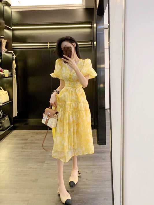Leathercat Dress Summer 2023 Women's Wear New French Temperament Sweet Wind Small Floral Dress