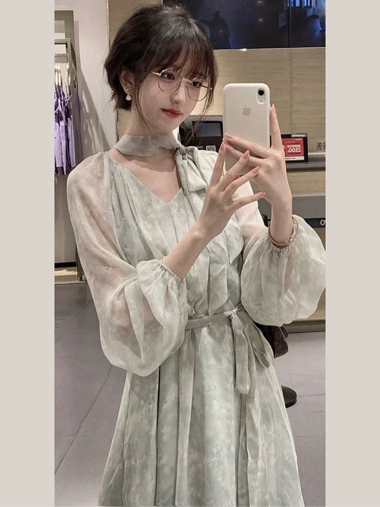 2023 early spring new high-end French style gentle wind dress women's long-sleeved chiffon green floral dress Korean style