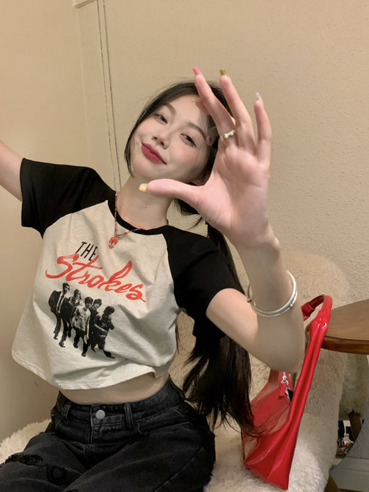Hot girl shoulder T-shirt female summer niche short bm slim bottoming shirt American retro chic short-sleeved top tide