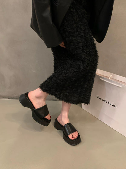 Sponge cake thick bottom stepping on shit feeling word slippers women's shoes outside wear 2023 new summer casual heightening sandals sandals