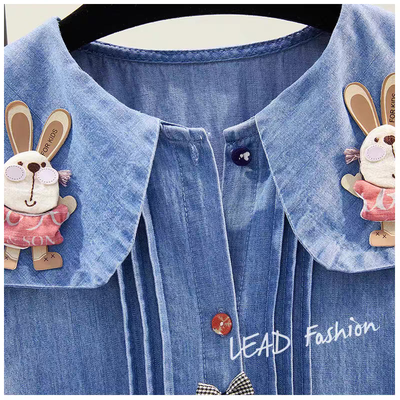 100 yuan, three pieces, take a picture, contact customer service to change the price, cartoon lapel short-sleeved denim doll shirt, small fresh shirt